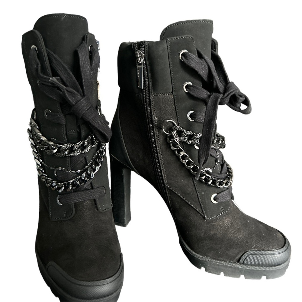 Karl Lagerfeld Paris - Style Victoria Black Heel Boots